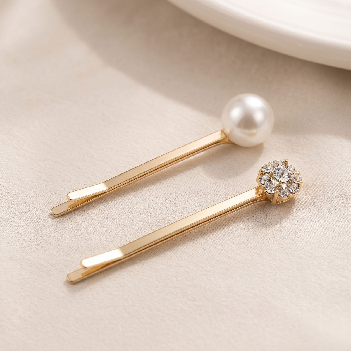Xelqoriv™ 2-Piece Gold Bobby Pin Set with Faux Pearl &amp; Sparkling Crystal Flower Accents
